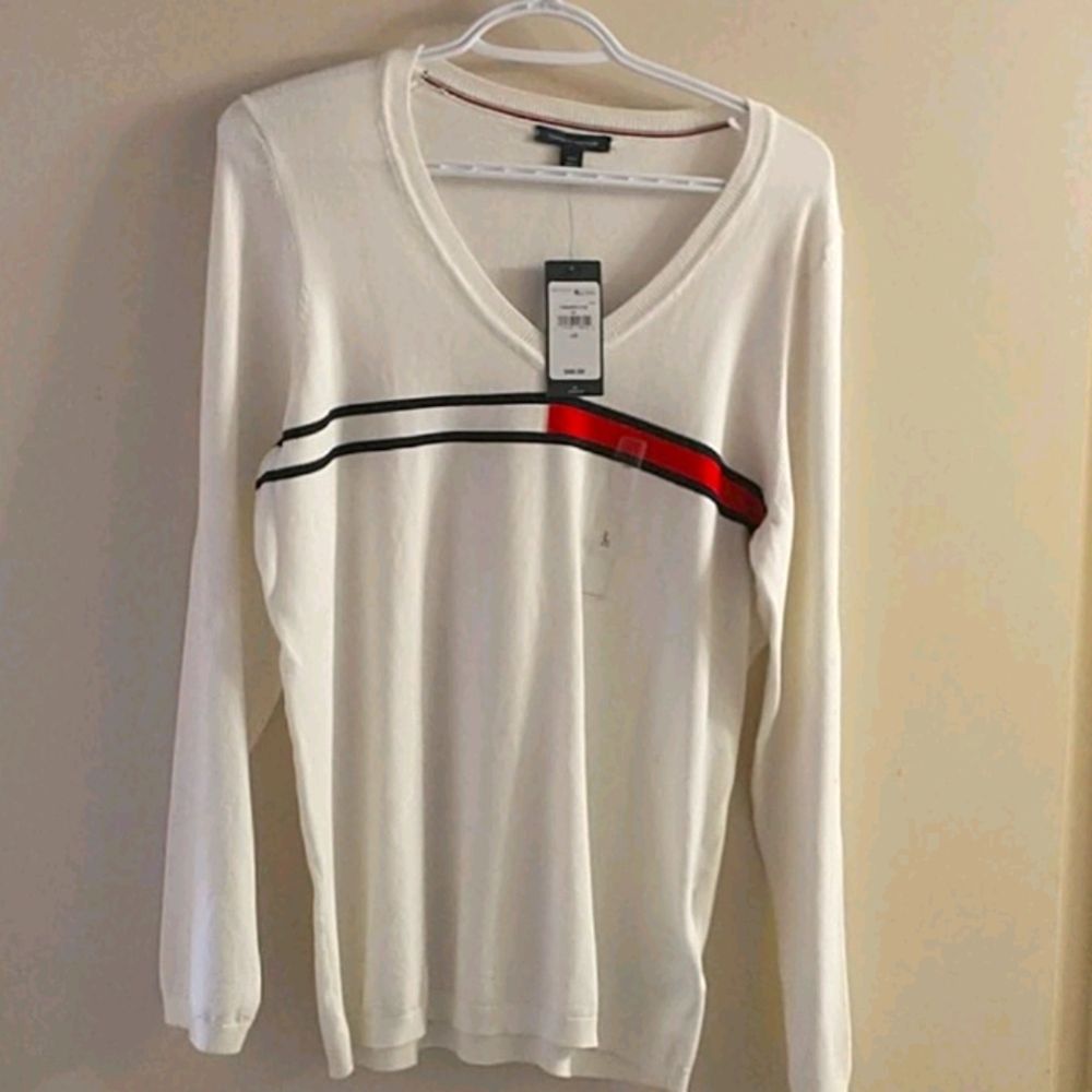 NWT Egg shell Tommy Hilfiger sweater